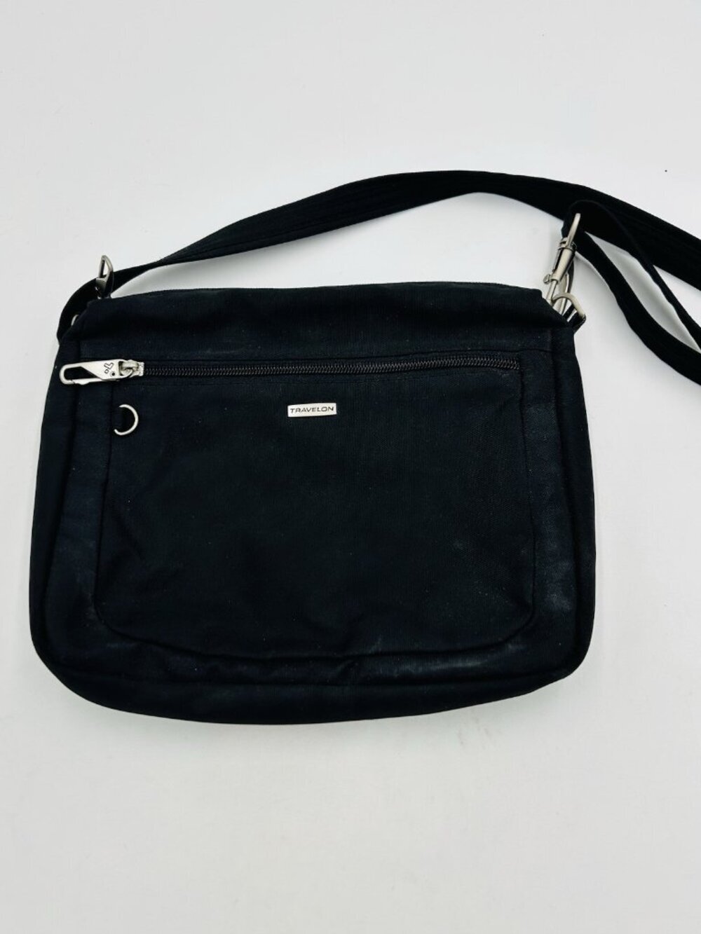 Travelon Anti Theft Classic Crossbody Bag Black RFID Blocking 11" x 9" Pockets
